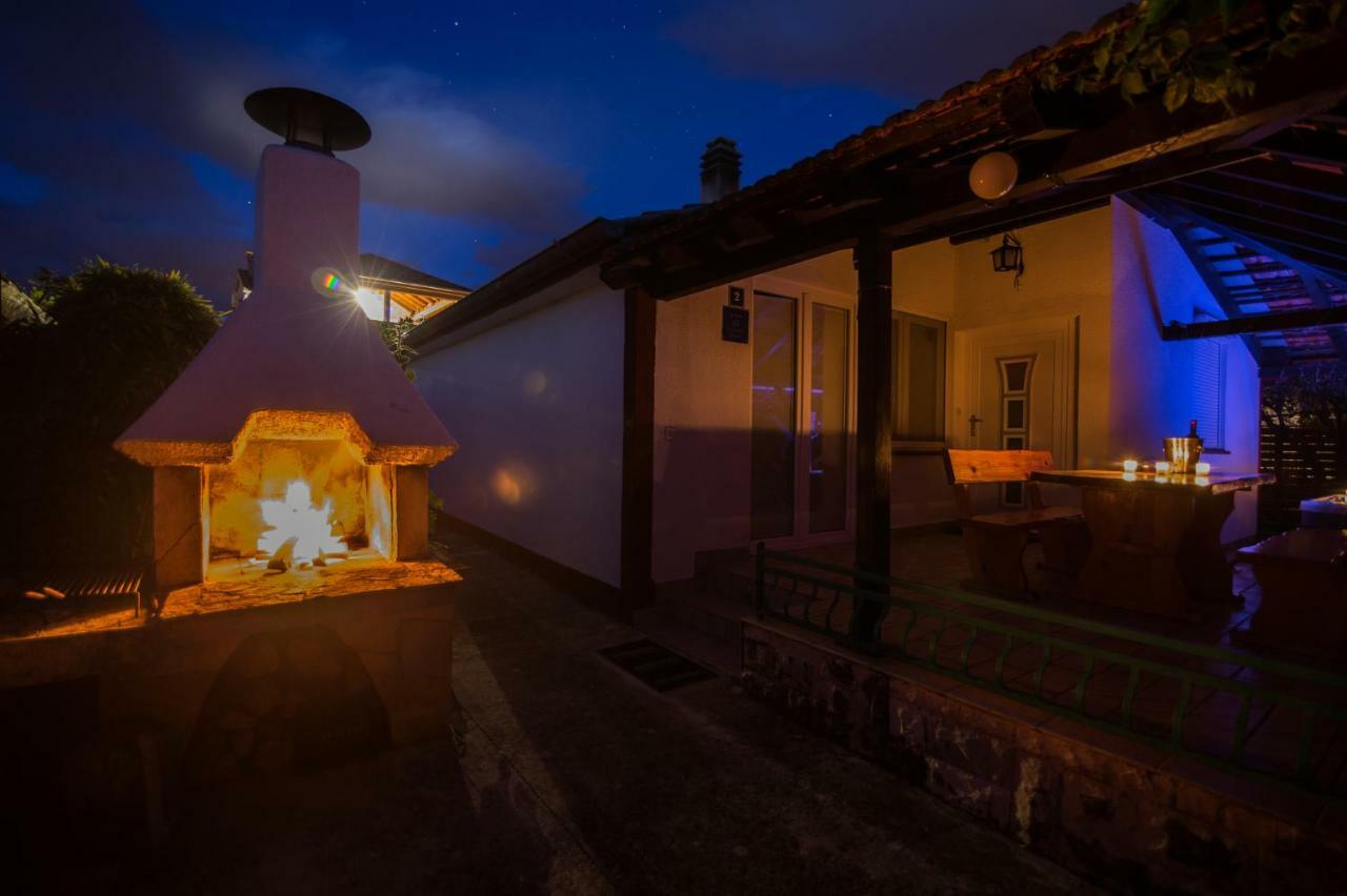 Holiday House Cvita Biograd Na Moru Zewnętrze zdjęcie